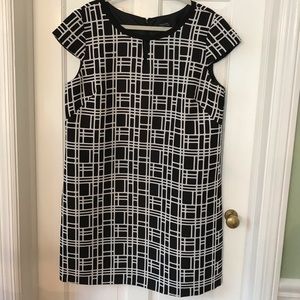 Tahari black and white dress size 16